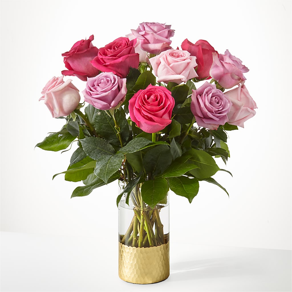 Pure Beauty Mixed Roses – GEHRKE FLORAL & GREENHOUSES, Mondovi WI