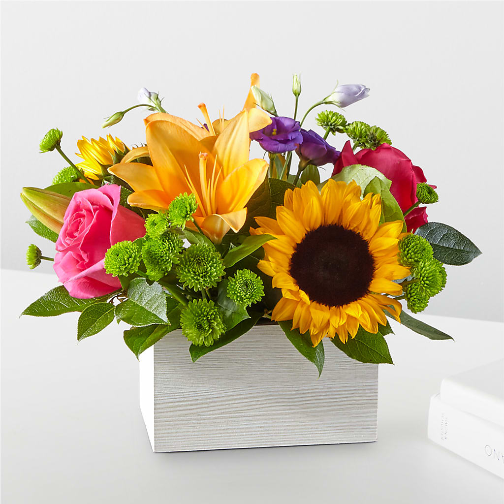 Best Day Box Bouquet – GEHRKE FLORAL & GREENHOUSES, Mondovi WI