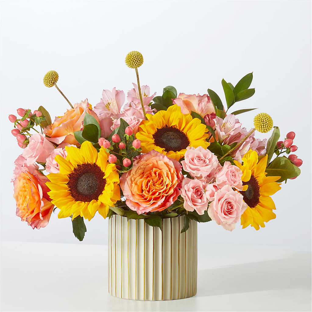 Sun's Out Bouquet – GEHRKE FLORAL & GREENHOUSES, Mondovi WI