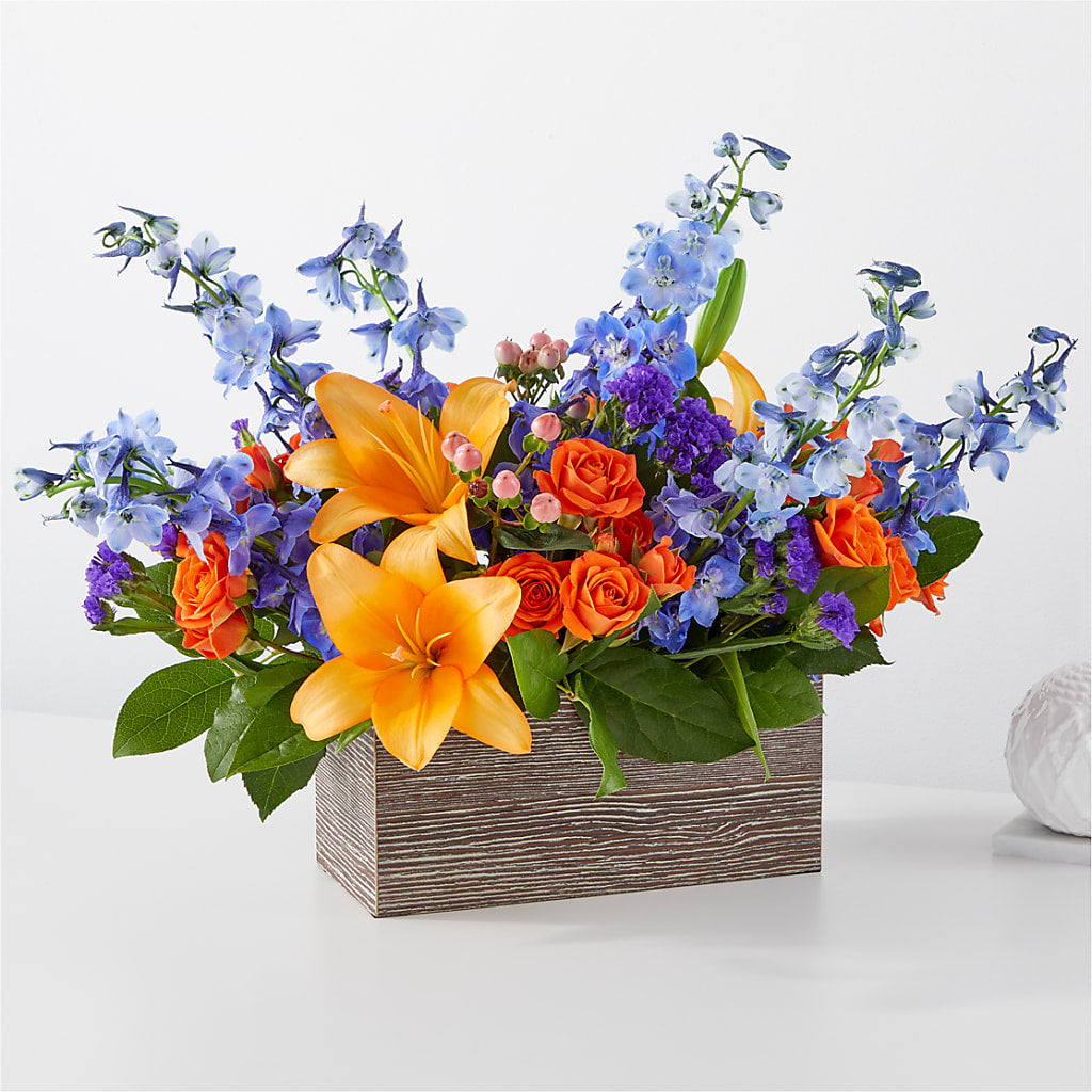 Radiant Citrus Box Bouquet – GEHRKE FLORAL & GREENHOUSES, Mondovi WI