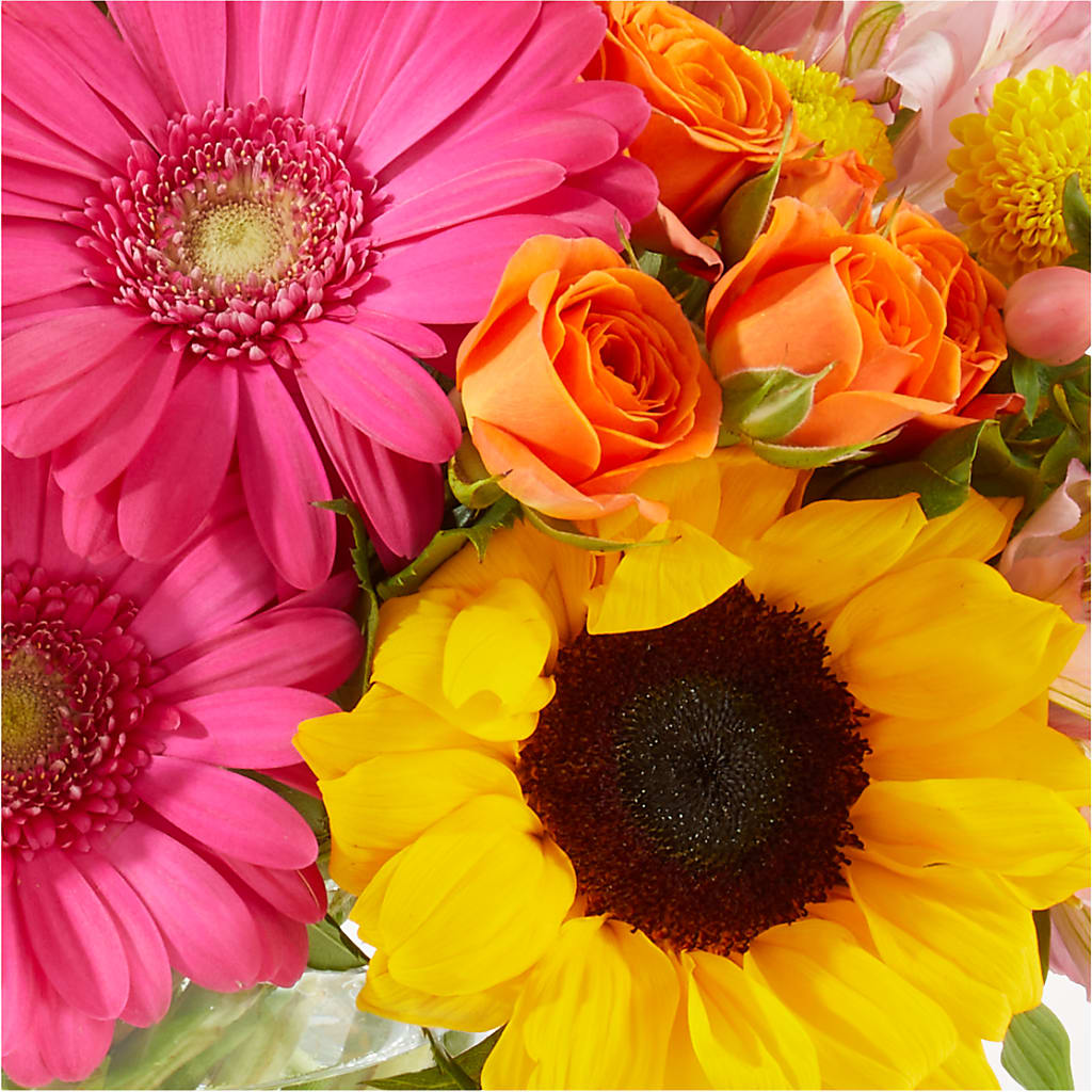Florist Original Mixed Bouquet – GEHRKE FLORAL & GREENHOUSES, Mondovi WI