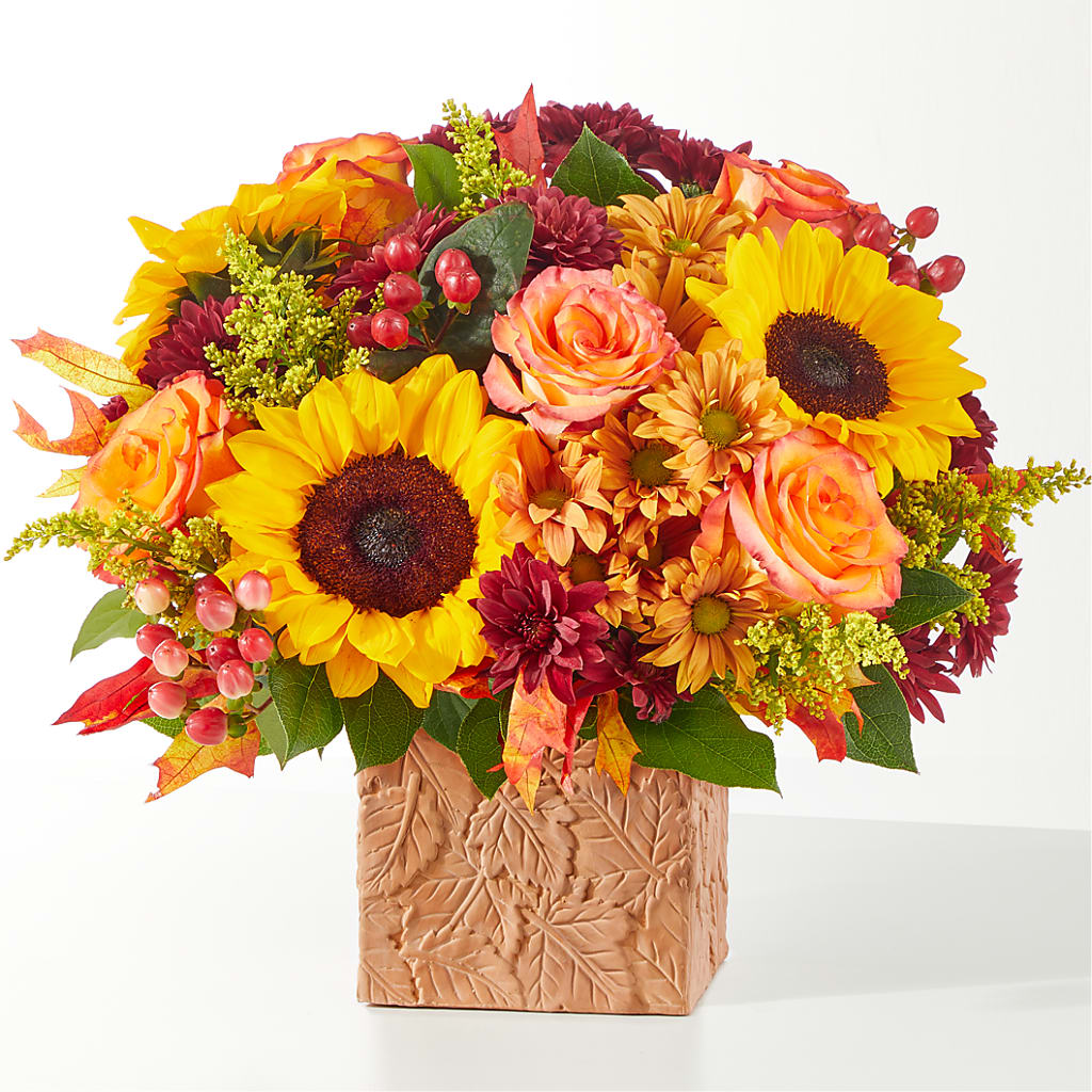 The Outdoors Bouquet – GEHRKE FLORAL & GREENHOUSES, Mondovi WI