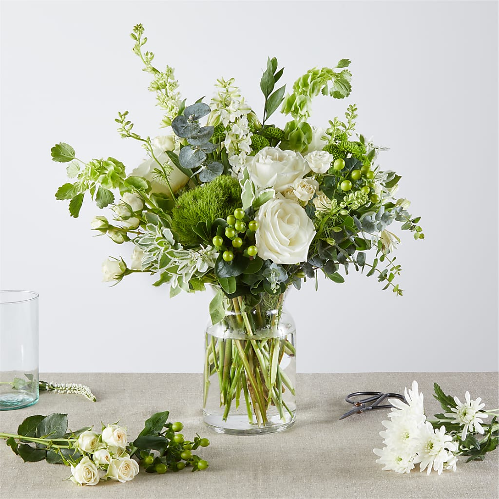 Irish Garden - A Florist Original – GEHRKE FLORAL & GREENHOUSES, Mondovi WI