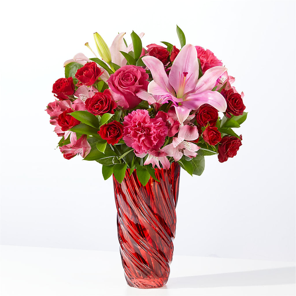 In Love Bouquet with Luxe Swirl Vase – GEHRKE FLORAL & GREENHOUSES, Mondovi WI