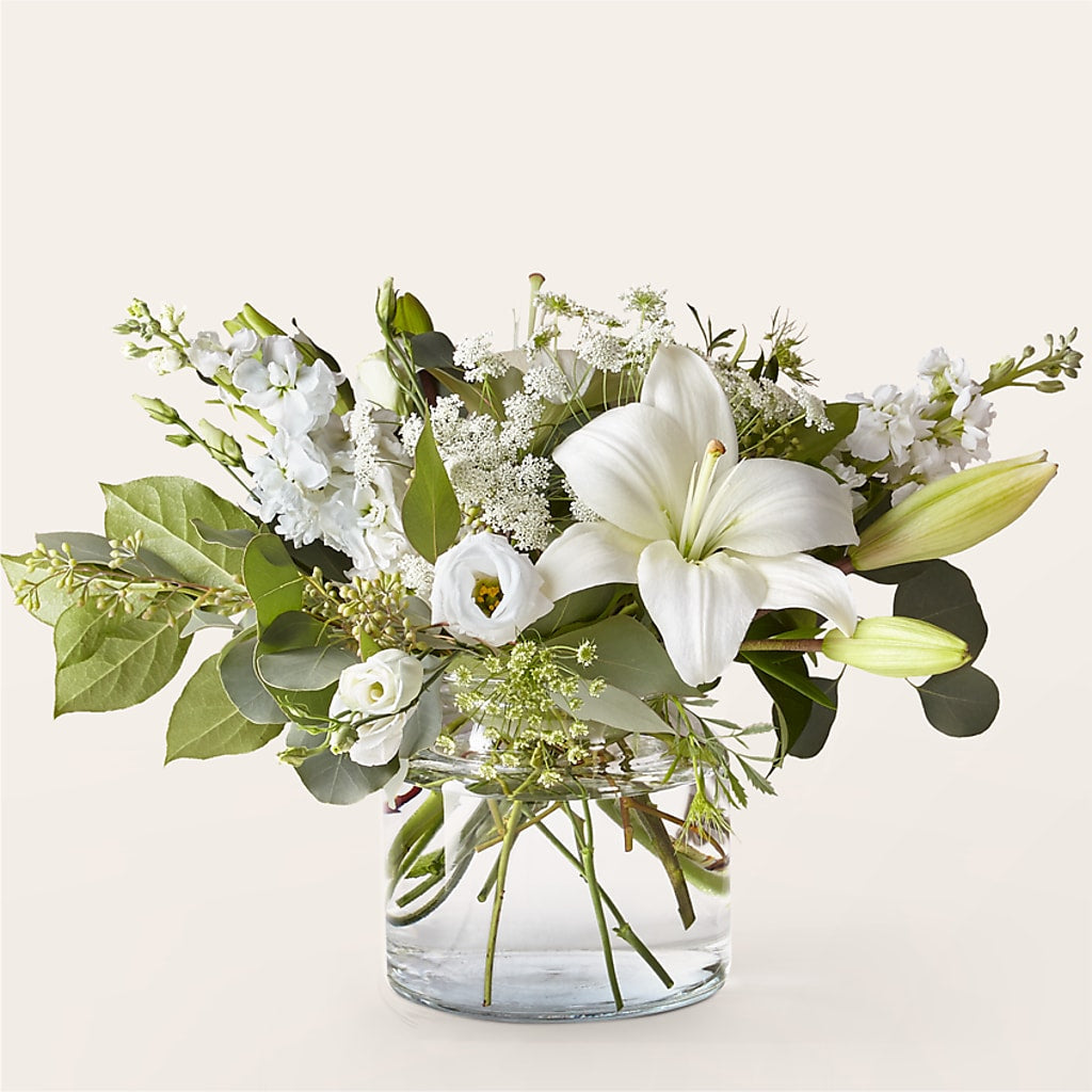 Alluring Elegance Bouquet – GEHRKE FLORAL & GREENHOUSES, Mondovi WI