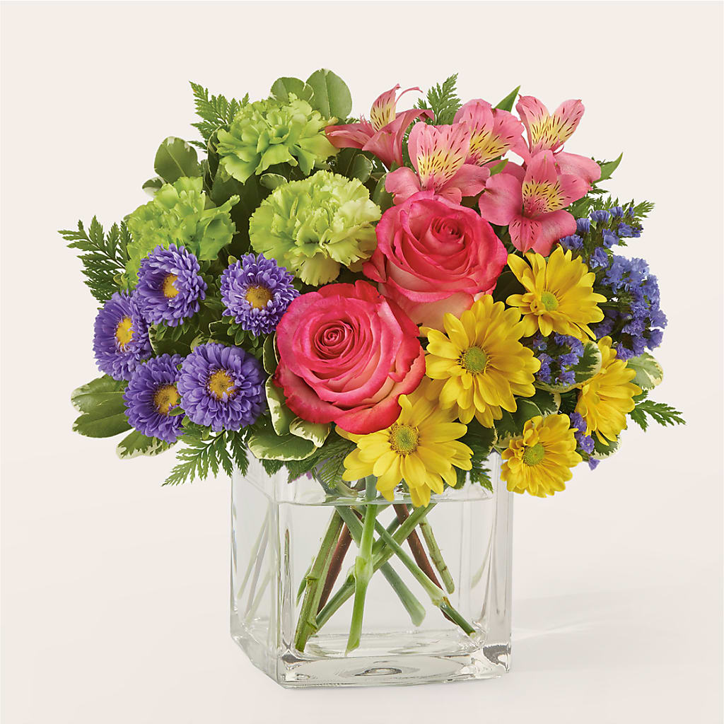 Candy Jar Bouquet – GEHRKE FLORAL & GREENHOUSES, Mondovi WI