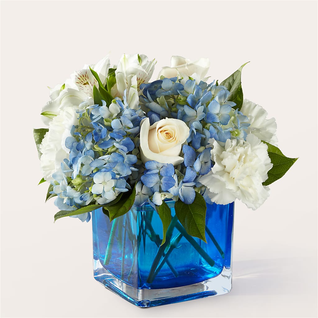 Soothing Waters Bouquet – GEHRKE FLORAL & GREENHOUSES, Mondovi WI