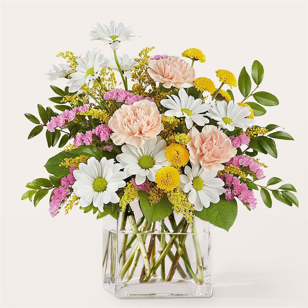 Country Cottage Bouquet – GEHRKE FLORAL & GREENHOUSES, Mondovi WI