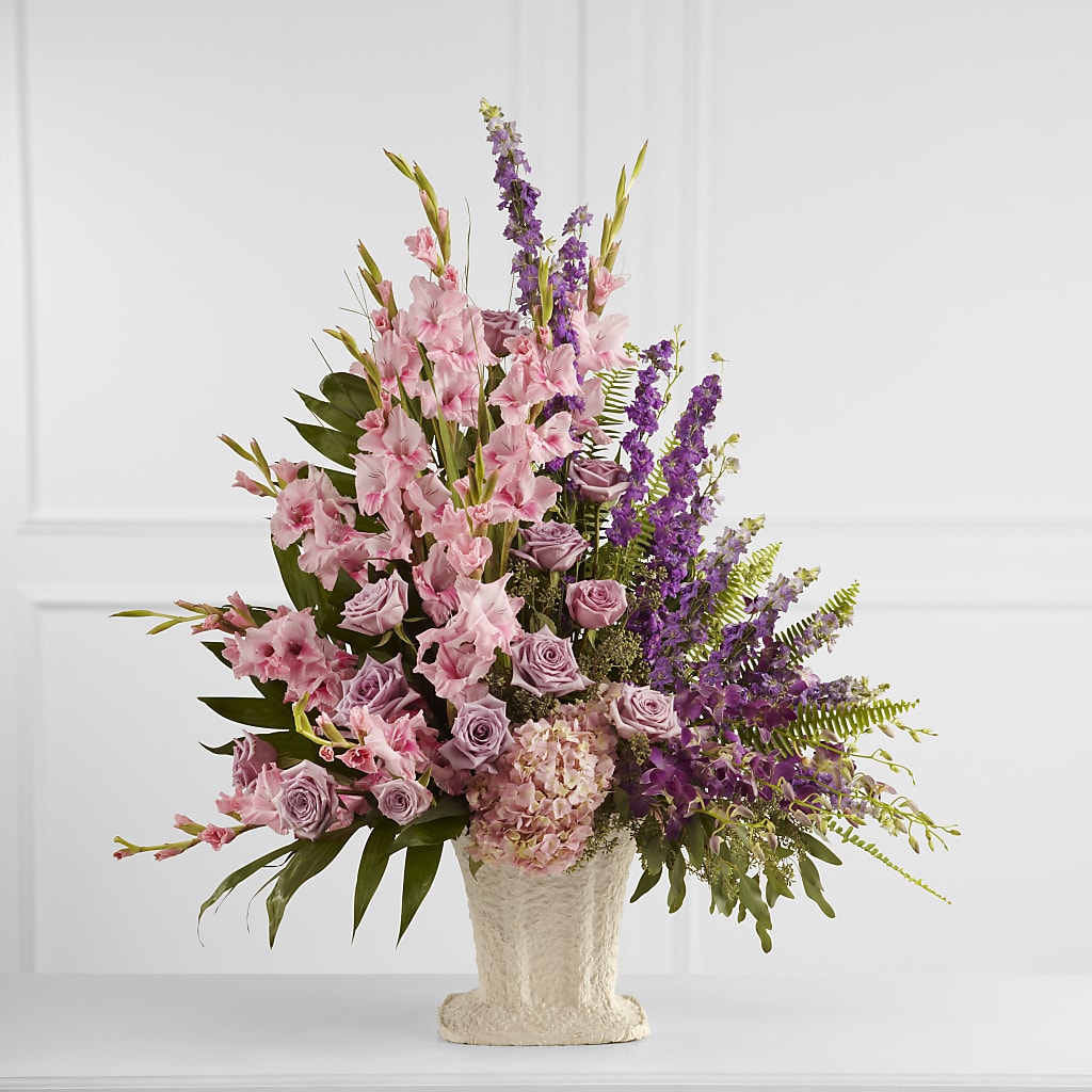 Flowing Garden Arrangement – GEHRKE FLORAL & GREENHOUSES, Mondovi WI