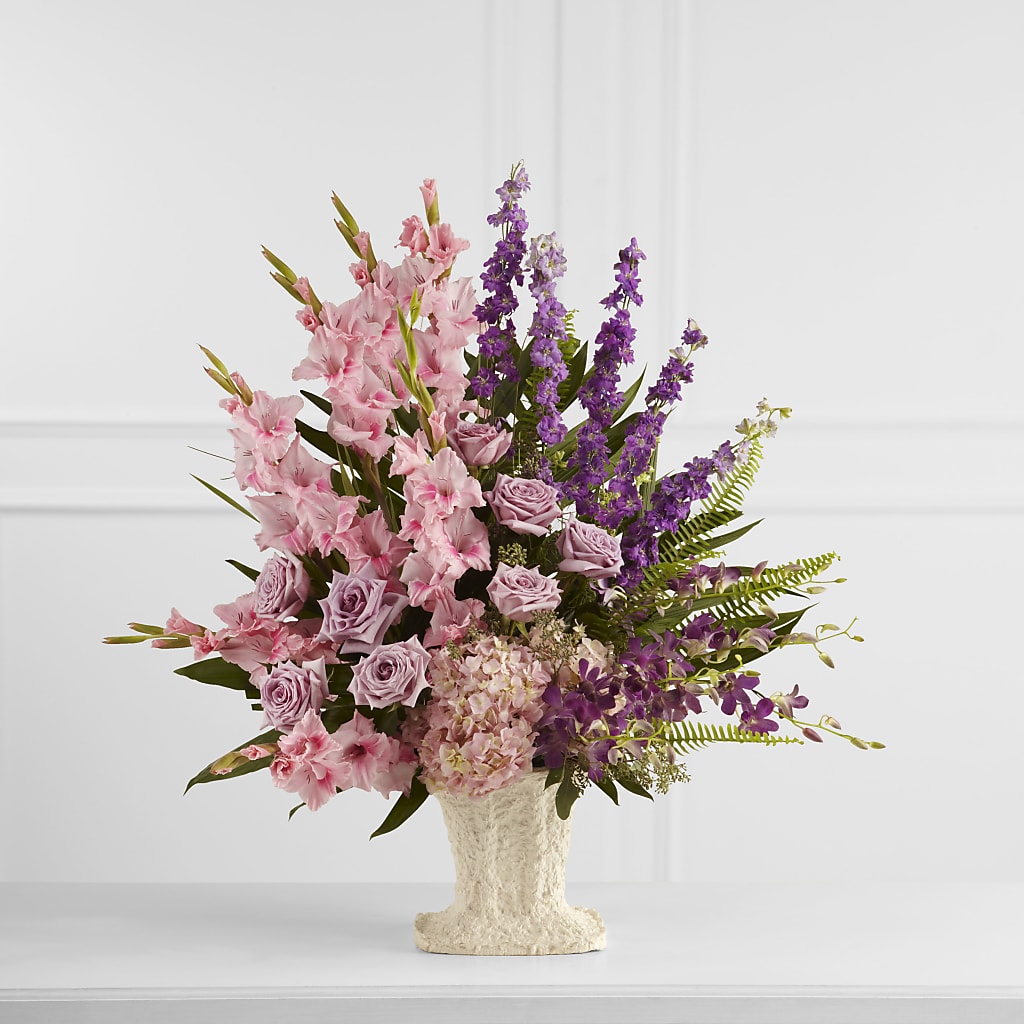 Flowing Garden Arrangement – GEHRKE FLORAL & GREENHOUSES, Mondovi WI