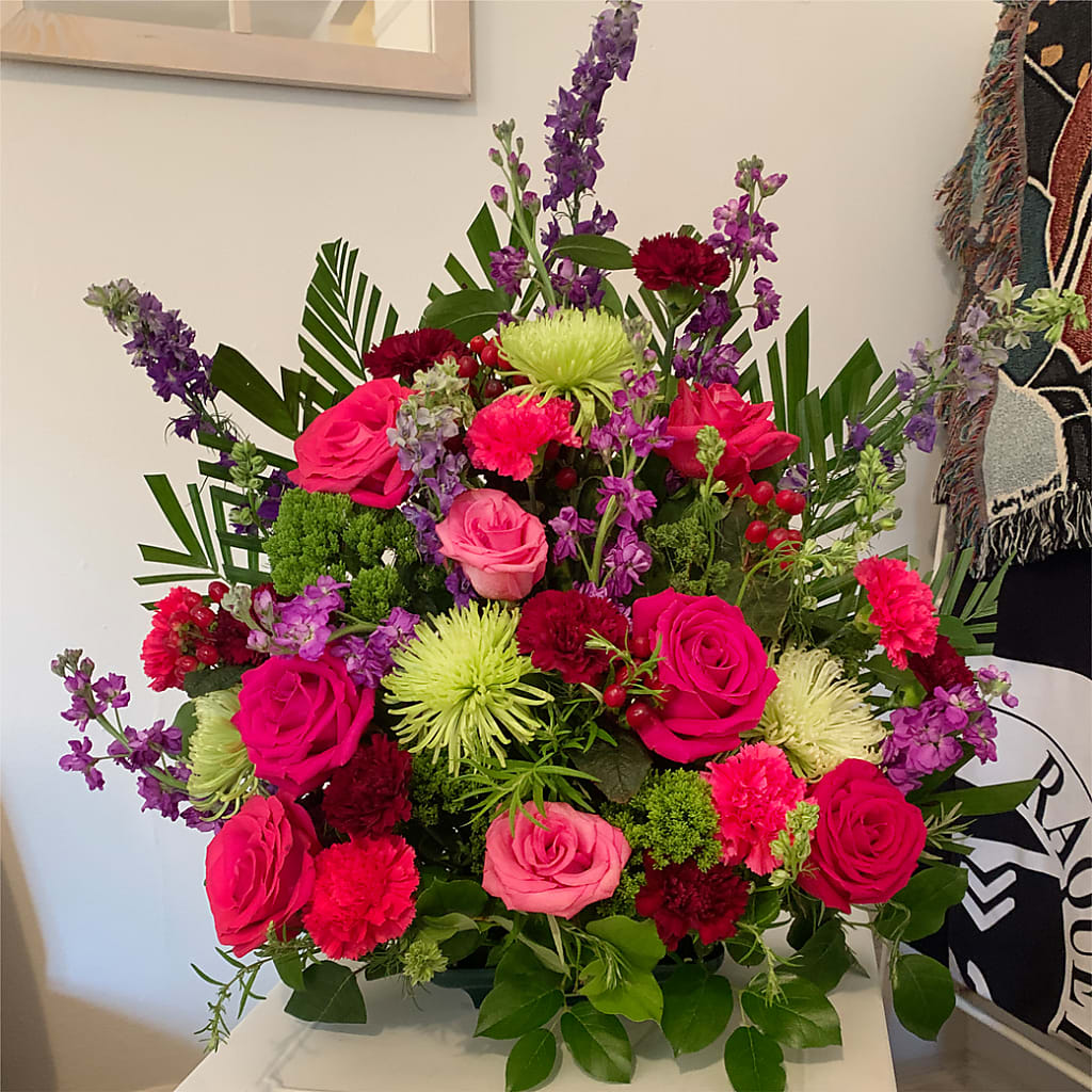 Warm Embrace Arrangement – GEHRKE FLORAL & GREENHOUSES, Mondovi WI