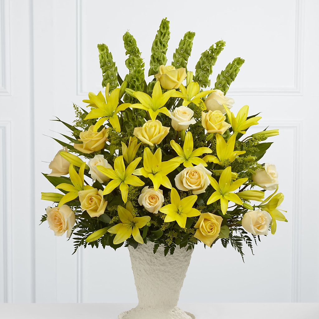 Golden Memories Arrangement – GEHRKE FLORAL & GREENHOUSES, Mondovi WI