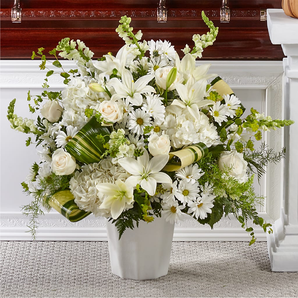 Thoughts of Tranquility Floor Basket – GEHRKE FLORAL & GREENHOUSES, Mondovi WI