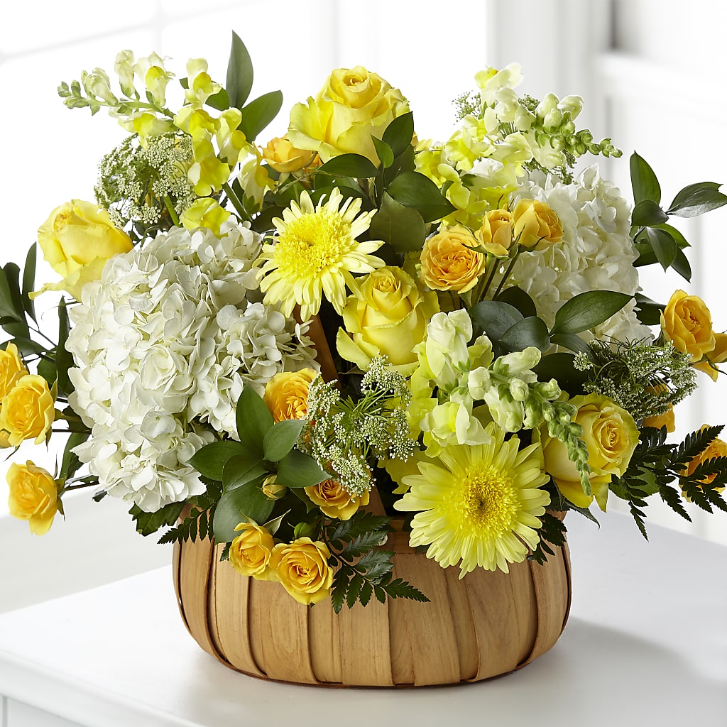 Rustic Remembrance Basket – GEHRKE FLORAL & GREENHOUSES, Mondovi WI