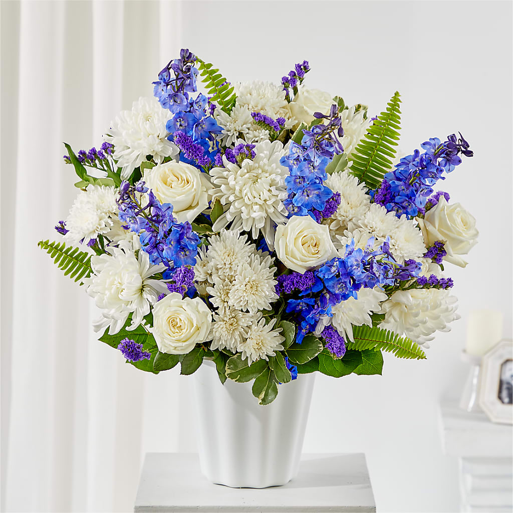 Hold Dear Tabletop Basket – GEHRKE FLORAL & GREENHOUSES, Mondovi WI