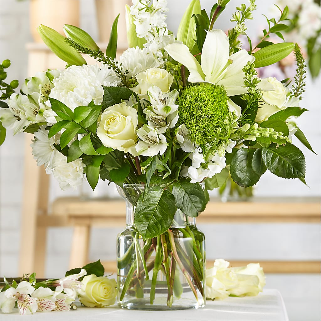 Classic Ivory – A Florist Original – GEHRKE FLORAL & GREENHOUSES, Mondovi WI