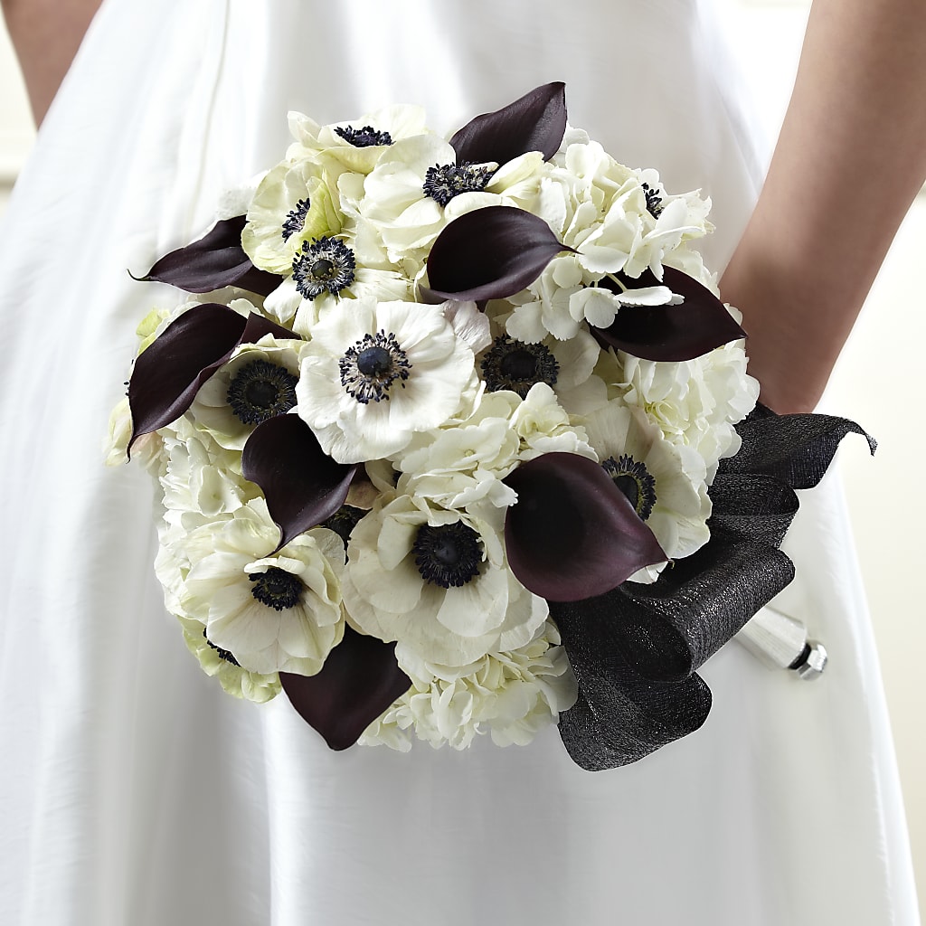To Have and To Hold Bouquet – GEHRKE FLORAL & GREENHOUSES, Mondovi WI