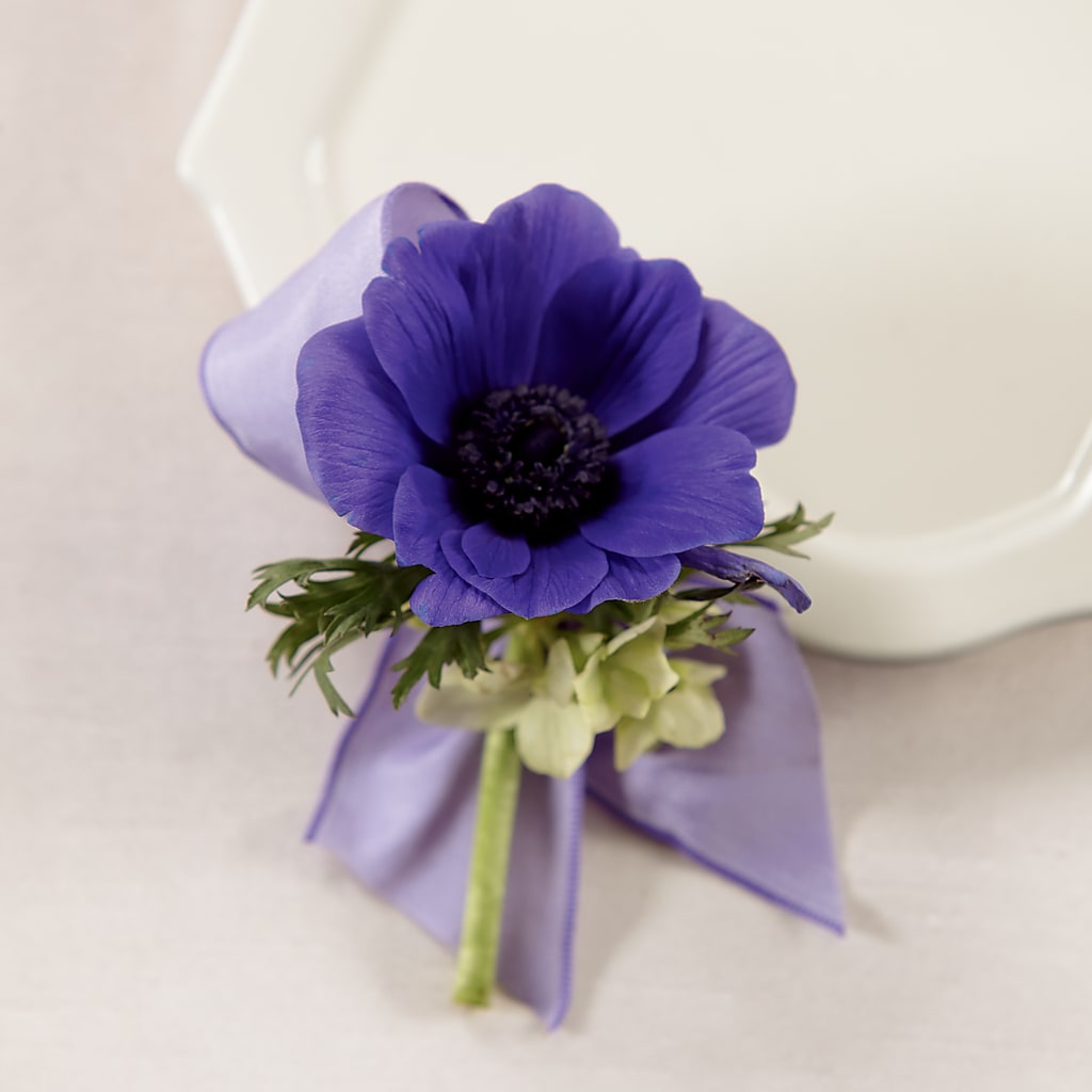 Purple Passion Boutonniere – GEHRKE FLORAL & GREENHOUSES, Mondovi WI