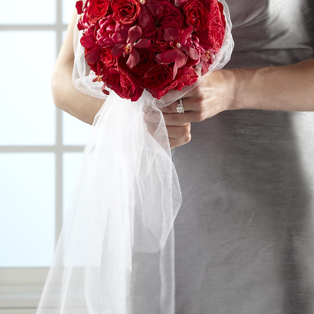 Desire Bouquet – GEHRKE FLORAL & GREENHOUSES, Mondovi WI