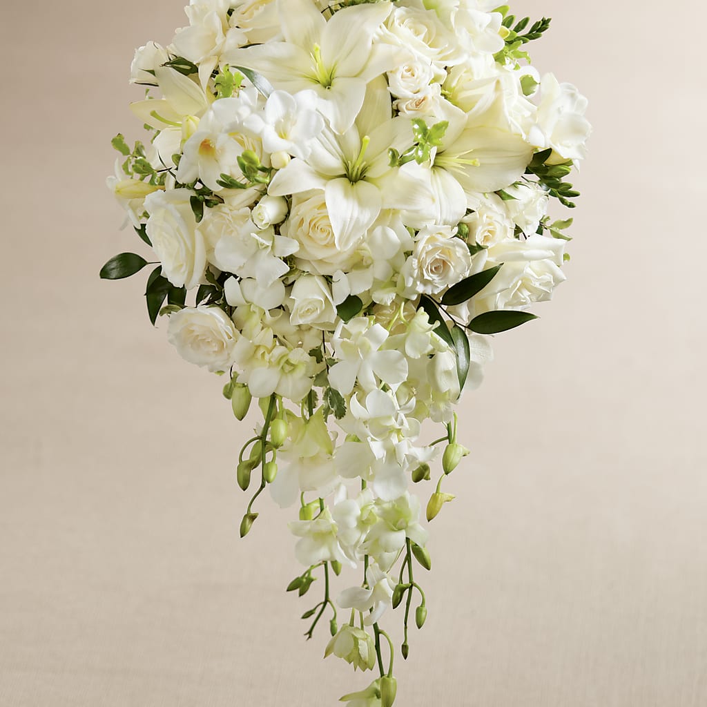 White Wonders Bouquet – GEHRKE FLORAL & GREENHOUSES, Mondovi WI