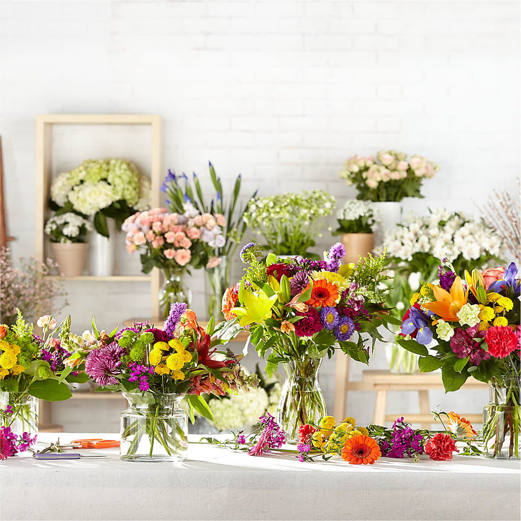 Bold & Bright – A Florist Original – GEHRKE FLORAL & GREENHOUSES, Mondovi WI