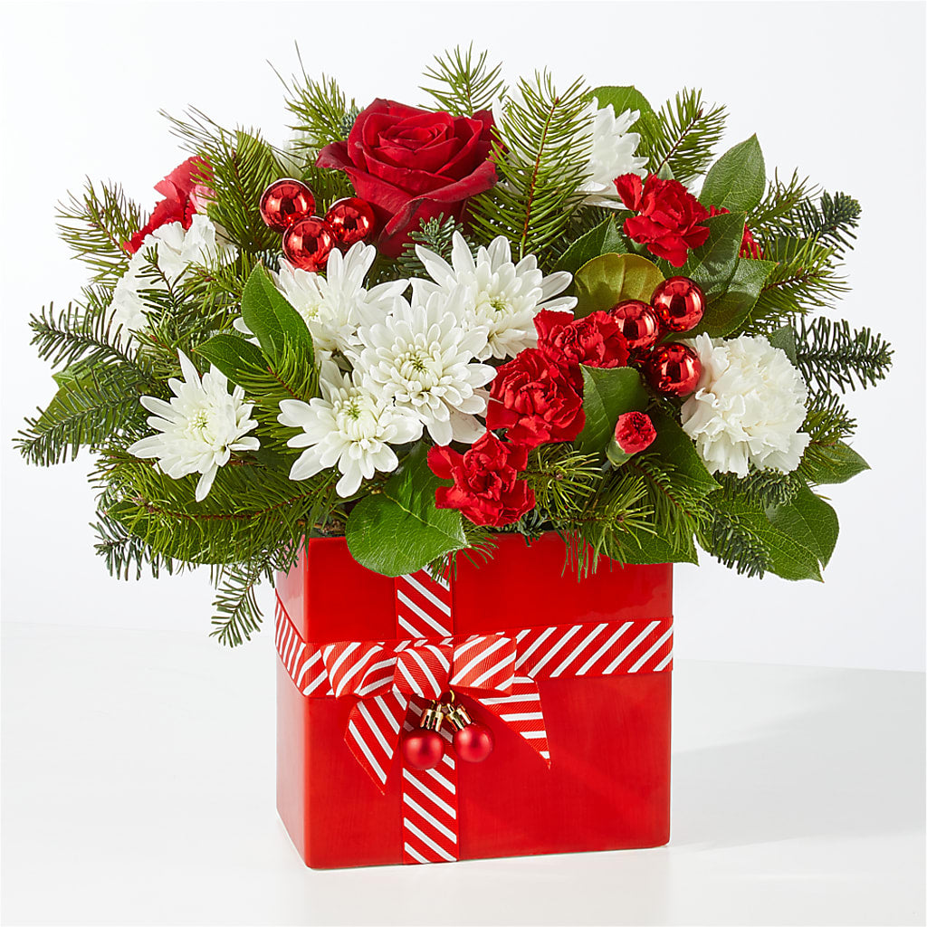 Presents Under the Tree Bouquet – GEHRKE FLORAL & GREENHOUSES, Mondovi WI
