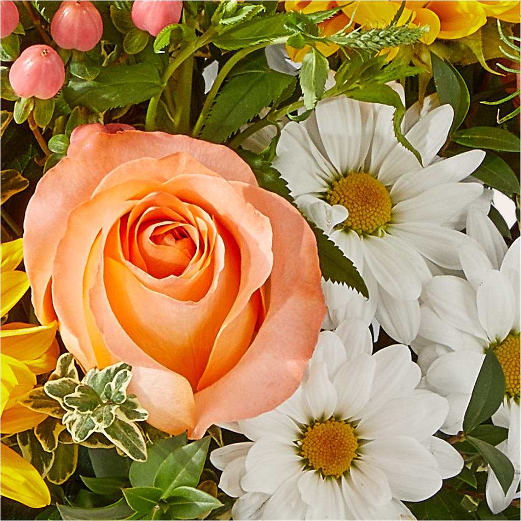 The Good Life Bouquet – GEHRKE FLORAL & GREENHOUSES, Mondovi WI