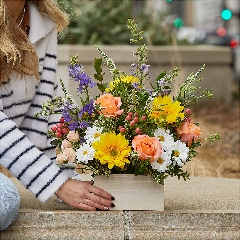 The Good Life Bouquet – GEHRKE FLORAL & GREENHOUSES, Mondovi WI