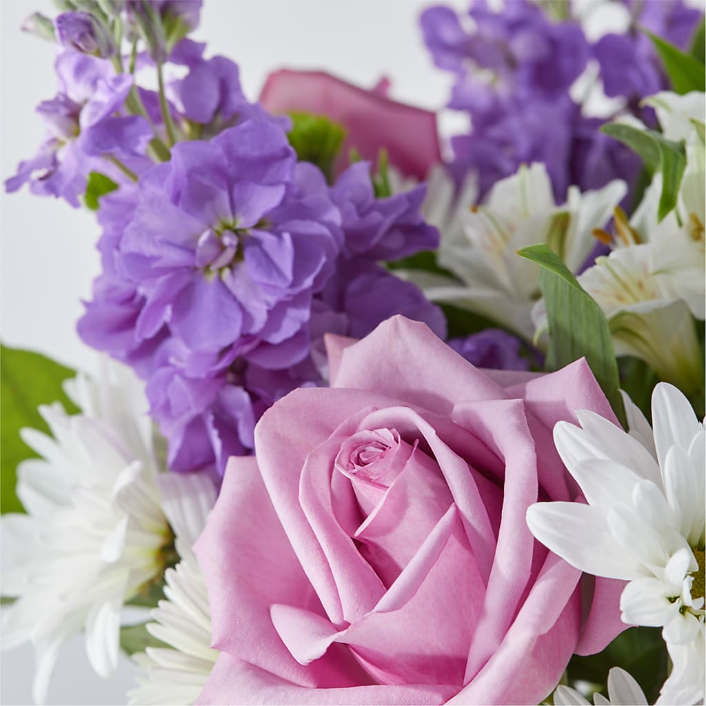Garden of Peace Bouquet – GEHRKE FLORAL & GREENHOUSES, Mondovi WI