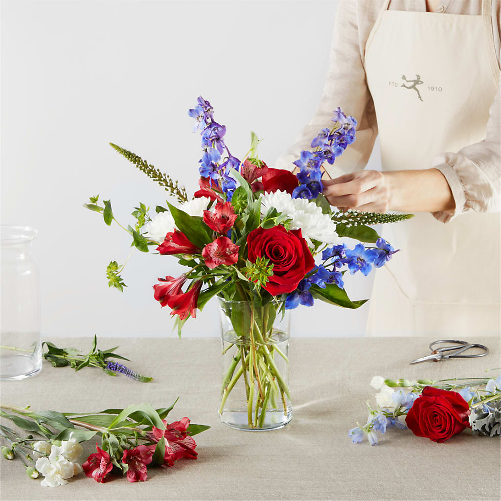 Star Spangled - A Florist Original – GEHRKE FLORAL & GREENHOUSES, Mondovi WI