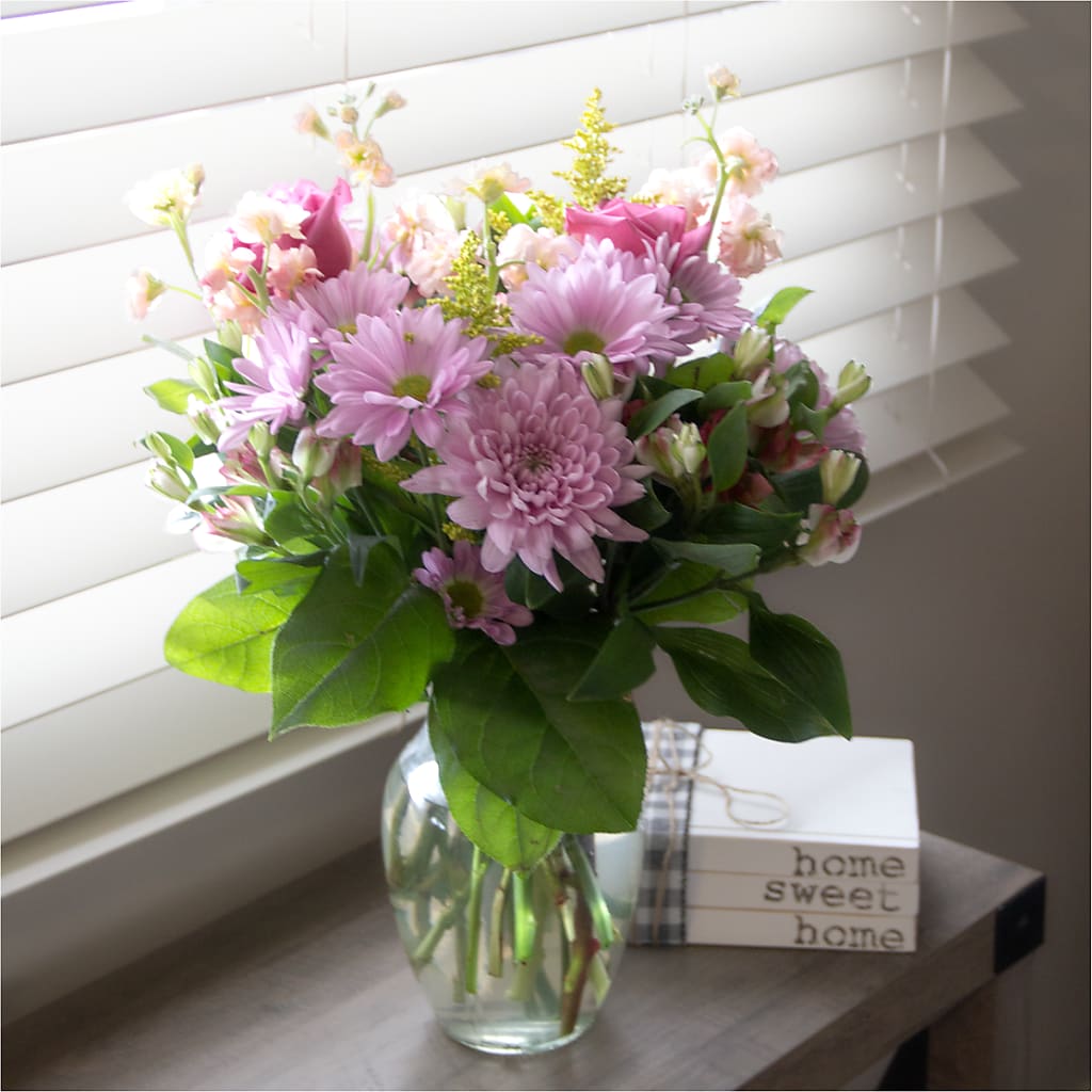 Pastel Tradition - A Florist Original – GEHRKE FLORAL & GREENHOUSES, Mondovi WI