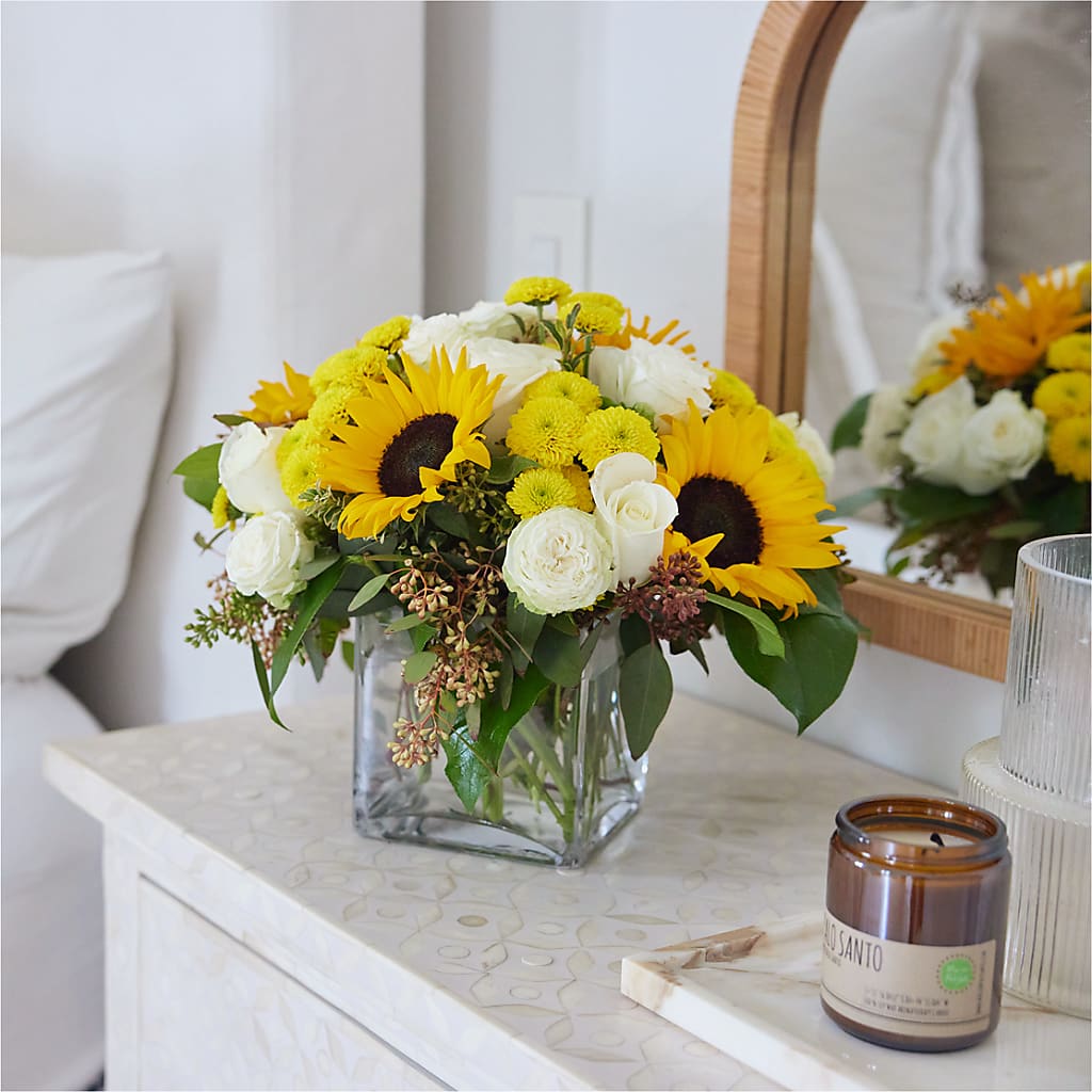 Luminous Morning Bouquet – GEHRKE FLORAL & GREENHOUSES, Mondovi WI