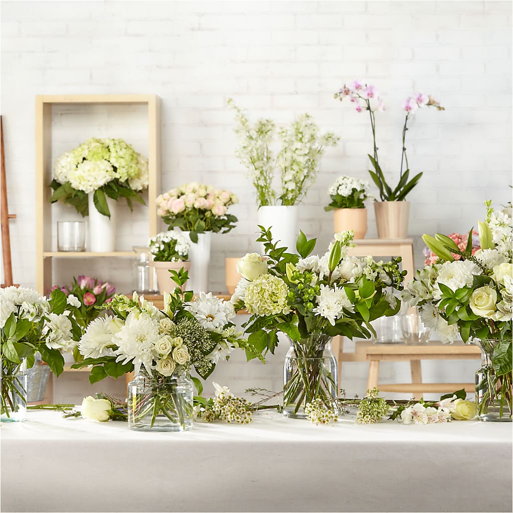 Classic Ivory – A Florist Original – GEHRKE FLORAL & GREENHOUSES, Mondovi WI