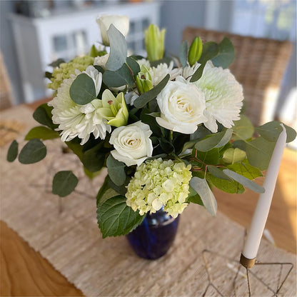 Snowy Dreams Bouquet – GEHRKE FLORAL & GREENHOUSES, Mondovi WI
