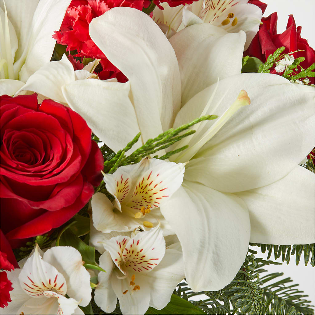 Holiday Season Bouquet – GEHRKE FLORAL & GREENHOUSES, Mondovi WI