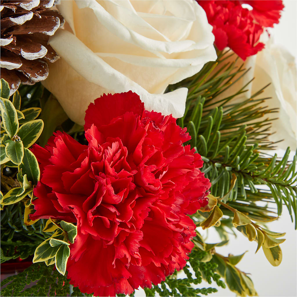 Christmas Market Bouquet – GEHRKE FLORAL & GREENHOUSES, Mondovi WI