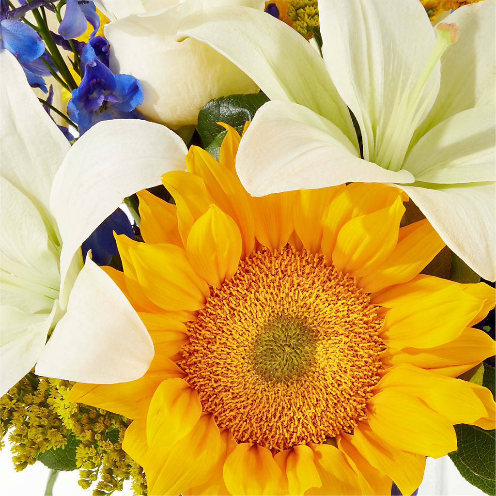 Stargazing Bouquet – GEHRKE FLORAL & GREENHOUSES, Mondovi WI