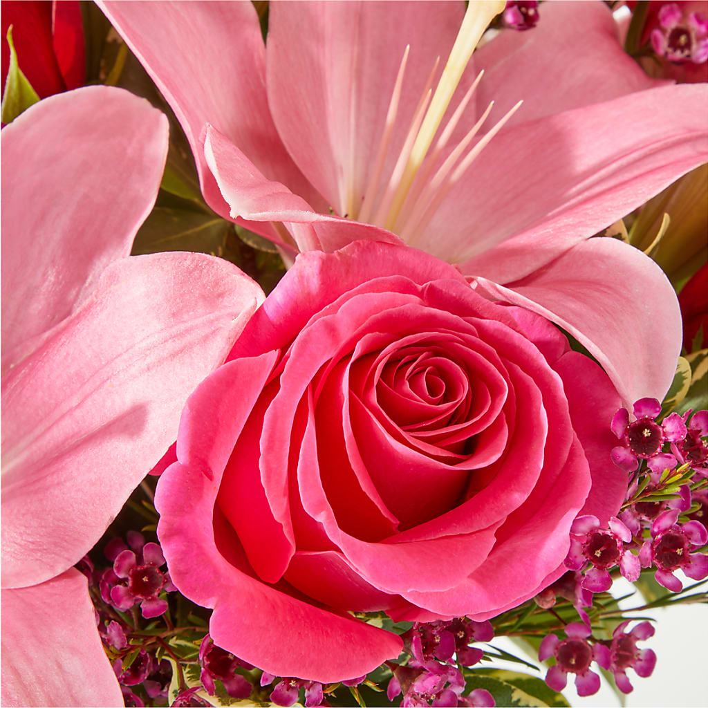 Lucky in Love Bouquet – GEHRKE FLORAL & GREENHOUSES, Mondovi WI
