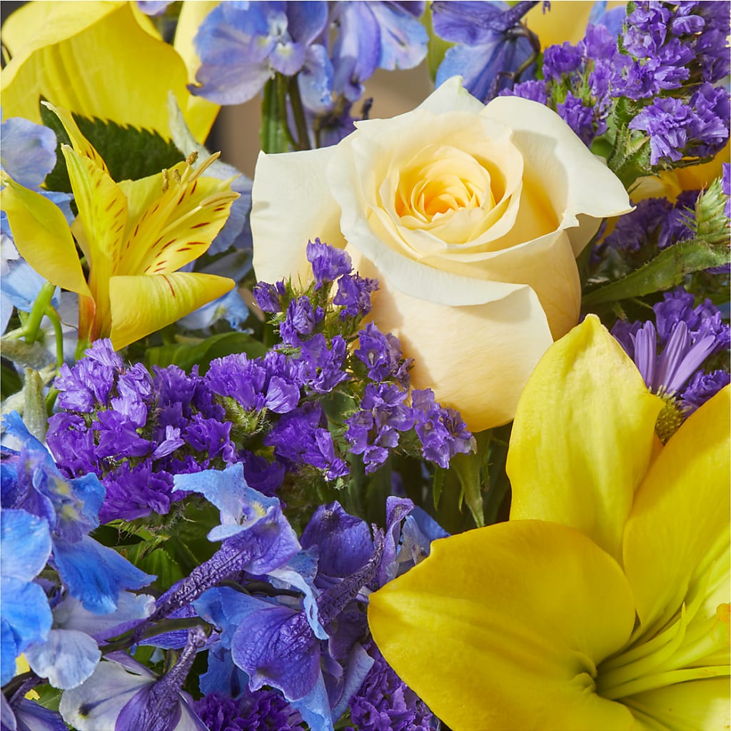 Limoncello Bouquet – GEHRKE FLORAL & GREENHOUSES, Mondovi WI