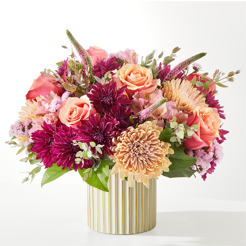 Berry Cobbler Bouquet with Ivory Vase – GEHRKE FLORAL & GREENHOUSES, Mondovi WI