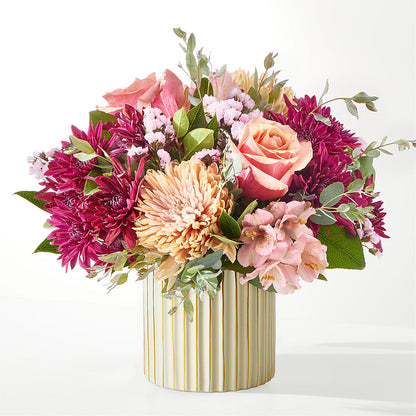 Berry Cobbler Bouquet with Ivory Vase – GEHRKE FLORAL & GREENHOUSES, Mondovi WI