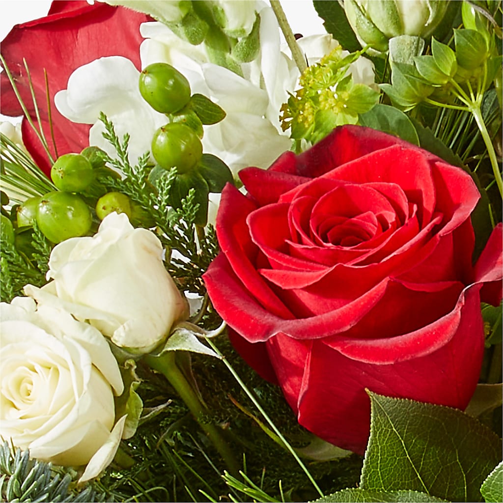 Deck the Halls Bouquet – GEHRKE FLORAL & GREENHOUSES, Mondovi WI