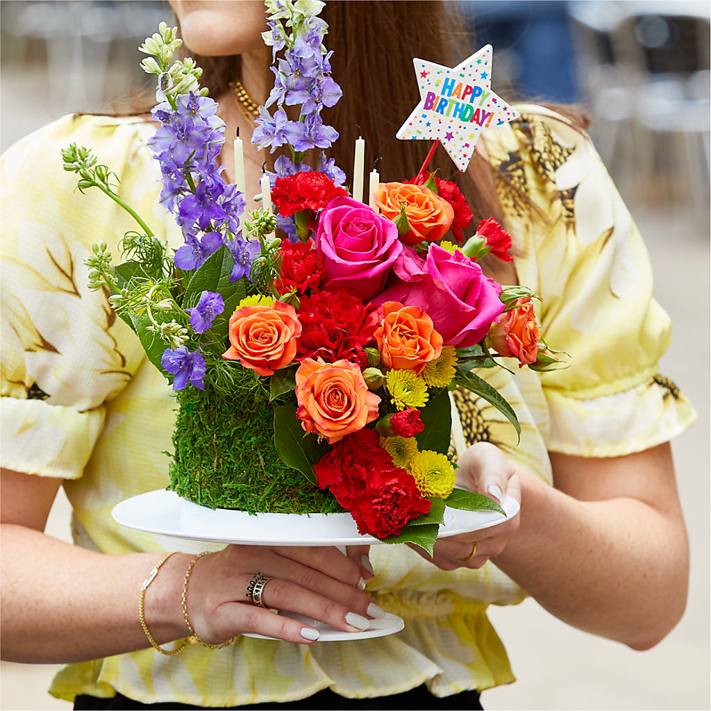 Best Year Yet Floral Cake – GEHRKE FLORAL & GREENHOUSES, Mondovi WI