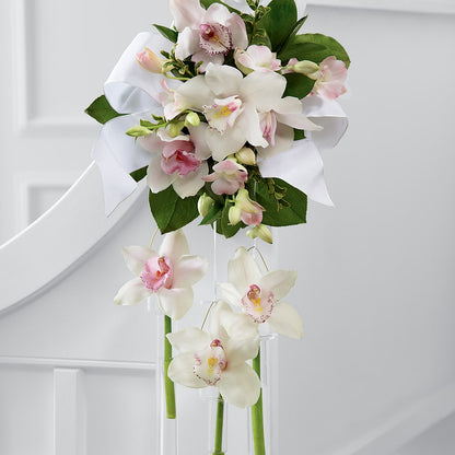 Perfect Entrance Pew Arrangement – GEHRKE FLORAL & GREENHOUSES, Mondovi WI